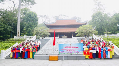 CÔNG ĐOÀN TRƯỜNG MẦM NON PHÚ LA THAM GIA TỔNG KẾT CÔNG ĐOÀN KHỐI GIÁO DỤC NĂM HỌC 2022 - 2023