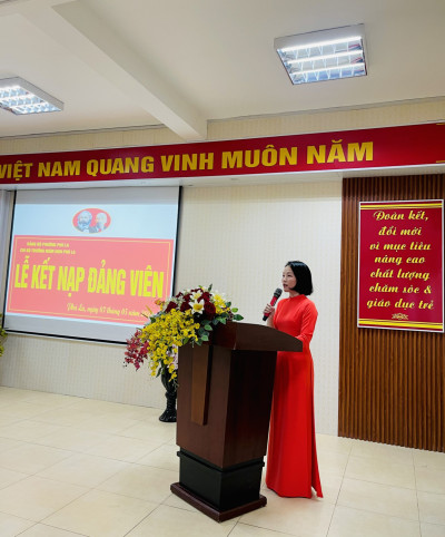 LỄ KẾT NẠP ĐẢNG VIÊN