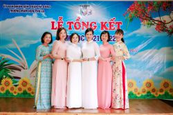 Tổng kết năm học tập thể CBGVNV 2021-2022