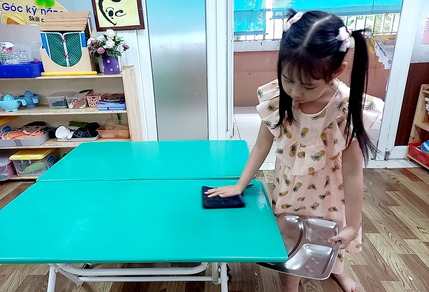 TRẺ LAU BÀN A2 2