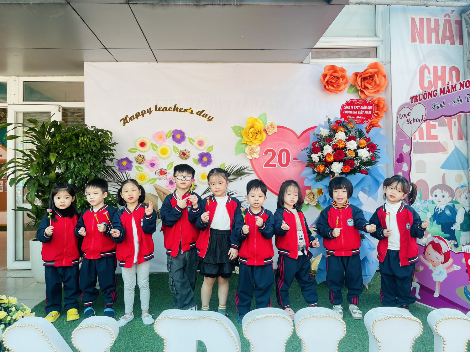CÁC BÉ TRƯỜNG MẦM NON PHÚ LA HÂN HOAN CHÀO MỪNG NGÀY NHÀ GIÁO VIỆT NAM 20/11/2023